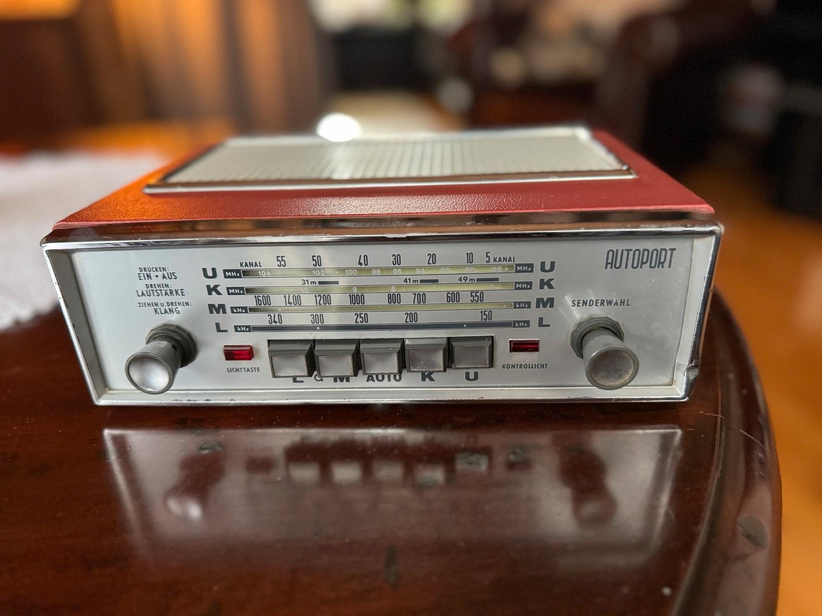 Loewe Opta Autoport – 60er Jahre Autoradio Vintage